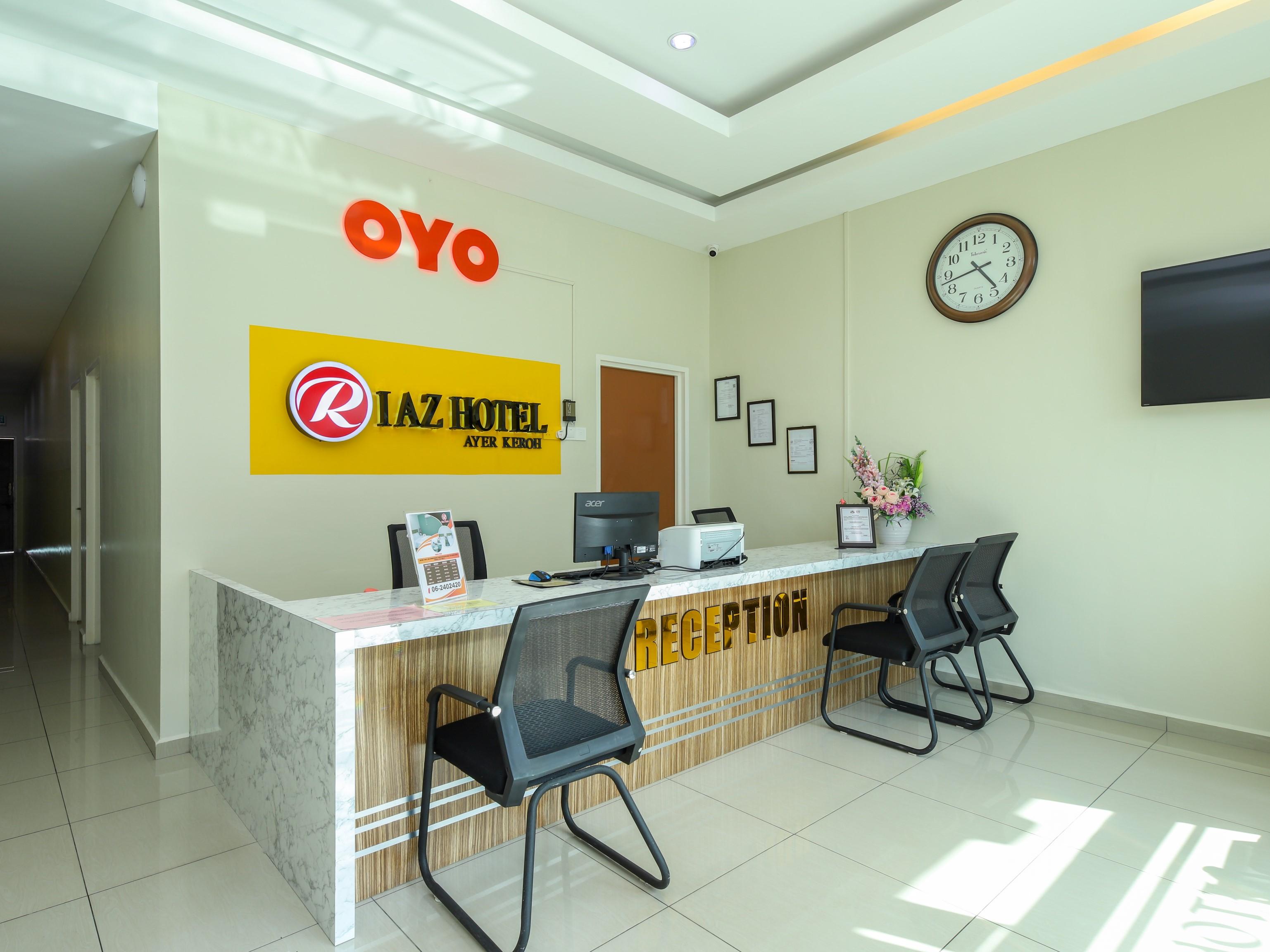 Oyo 89839 Riaz Hotel Malacca Екстер'єр фото